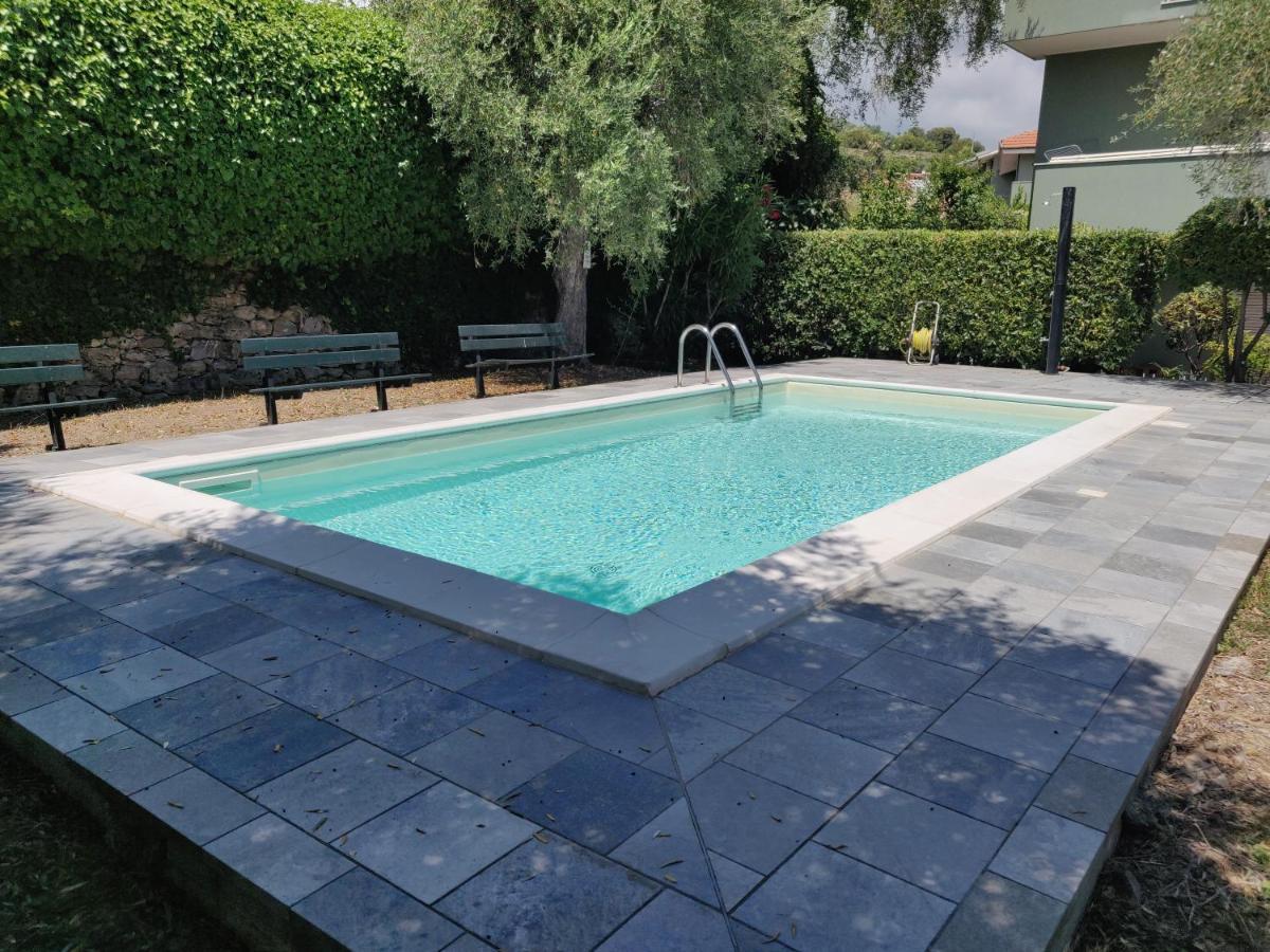 Apartament Residenza Il Poggio San Bartolomeo Al Mare Zewnętrze zdjęcie