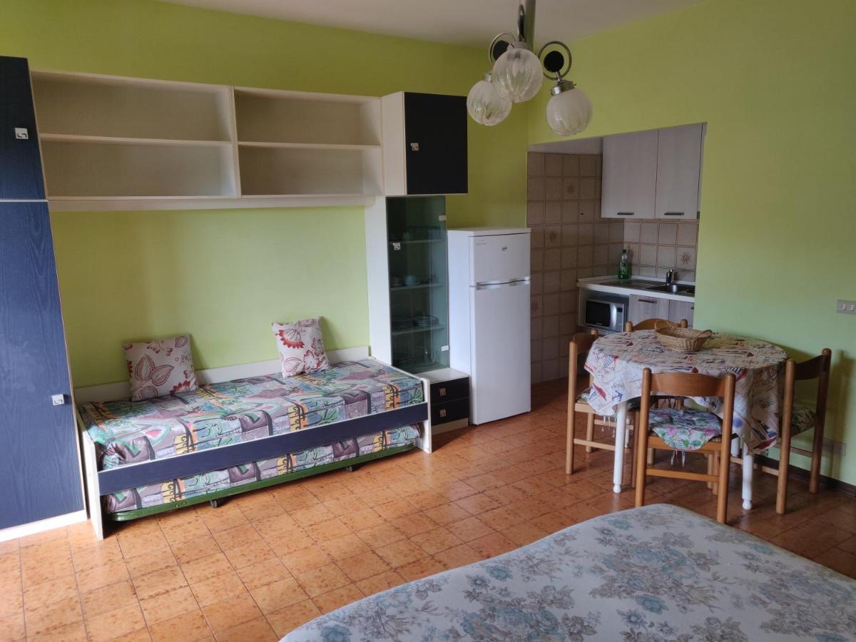 Apartament Residenza Il Poggio San Bartolomeo Al Mare Zewnętrze zdjęcie