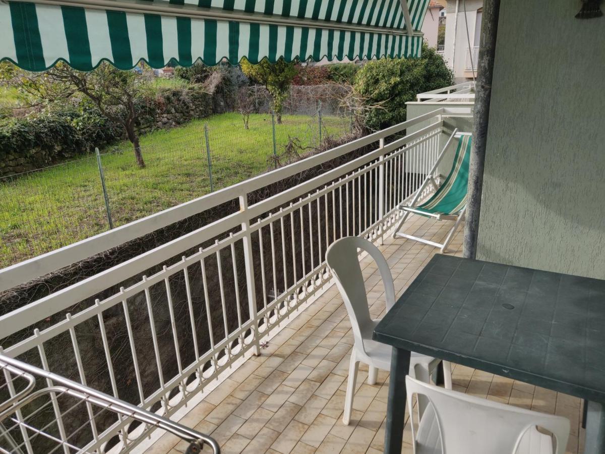 Apartament Residenza Il Poggio San Bartolomeo Al Mare Zewnętrze zdjęcie