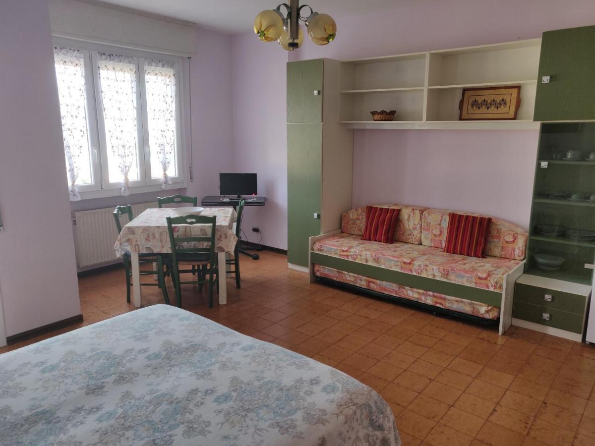 Apartament Residenza Il Poggio San Bartolomeo Al Mare Zewnętrze zdjęcie