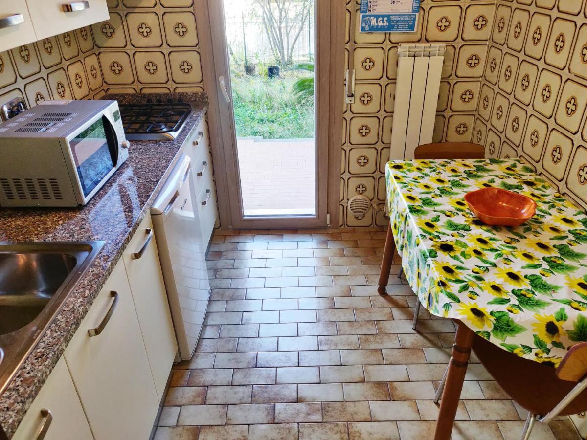 Apartament Residenza Il Poggio San Bartolomeo Al Mare Zewnętrze zdjęcie