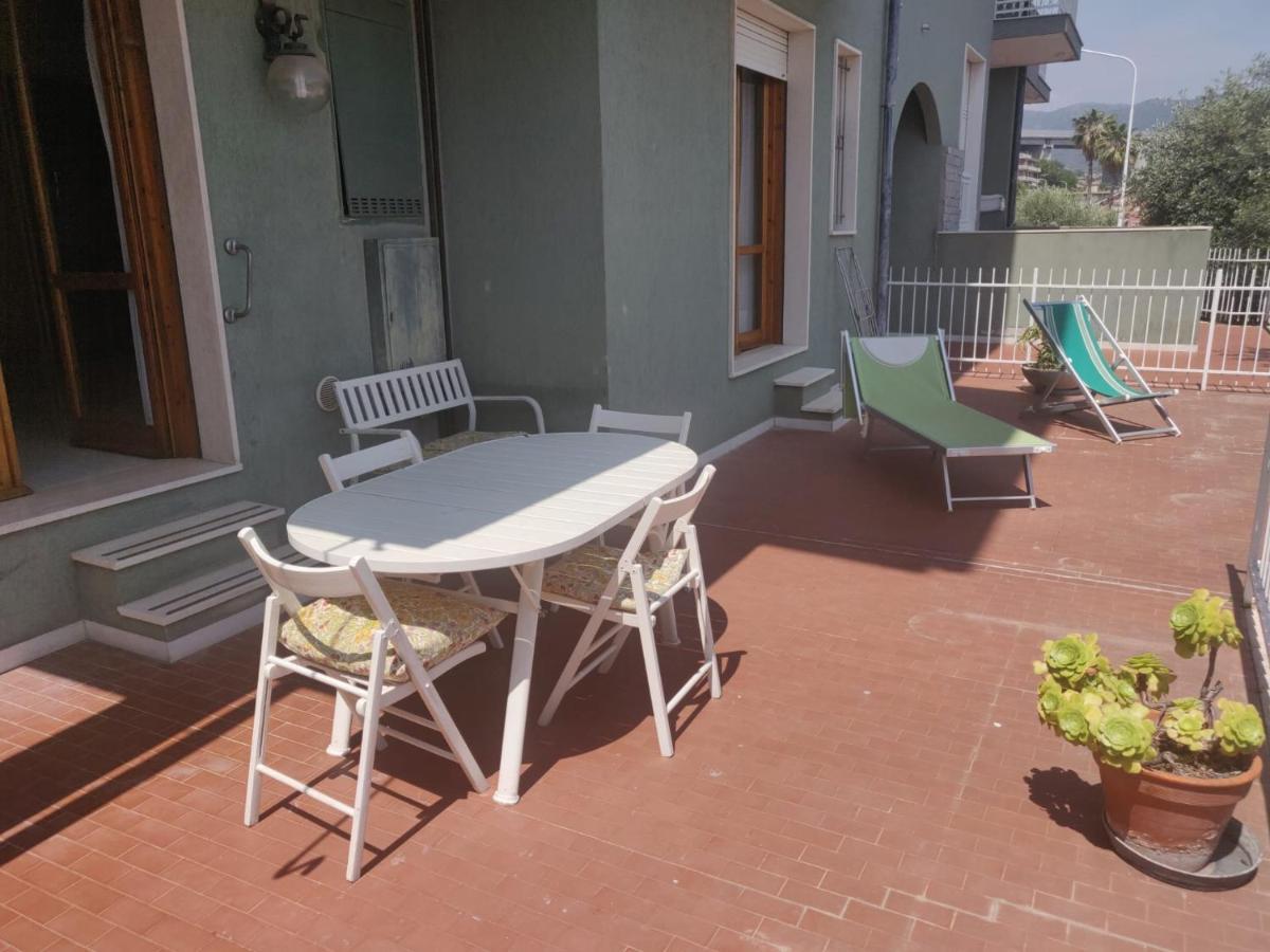 Apartament Residenza Il Poggio San Bartolomeo Al Mare Zewnętrze zdjęcie