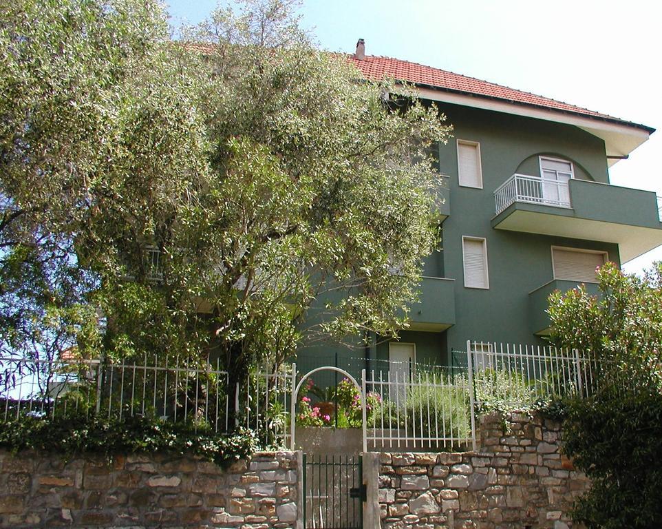 Apartament Residenza Il Poggio San Bartolomeo Al Mare Zewnętrze zdjęcie